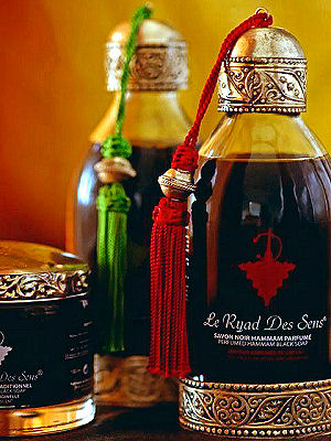 savonnoirliquideparfume.jpg